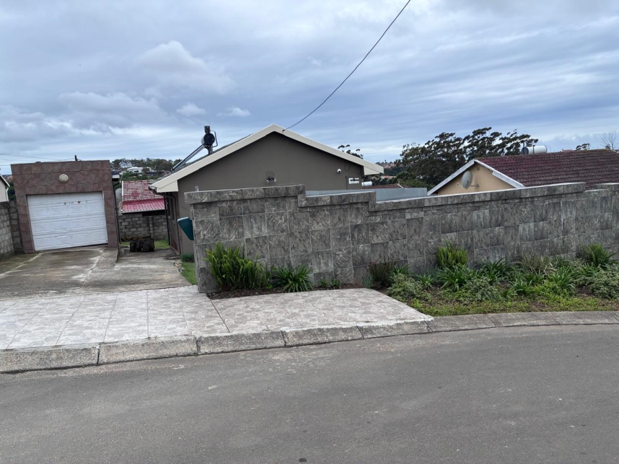 3 Bedroom Property for Sale in Amalinda Eastern Cape